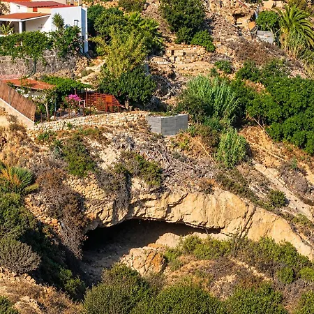Eco-finca Azuay - Cave Refuge בית הארחה *