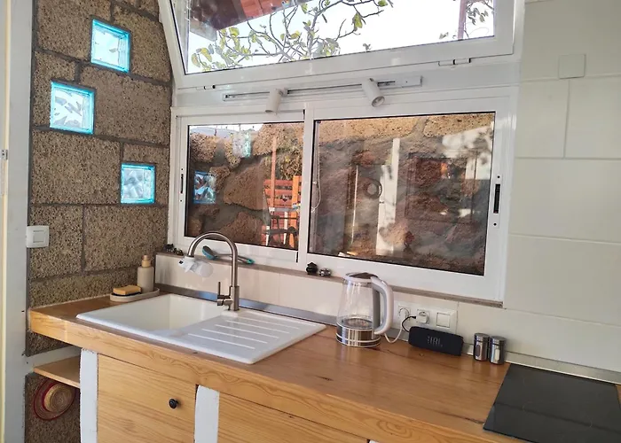 Eco-finca Azuay - Cave Refuge Penzion *