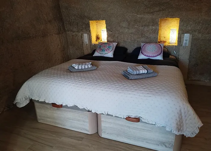 Eco-finca Azuay - Cave Refuge Gasthof